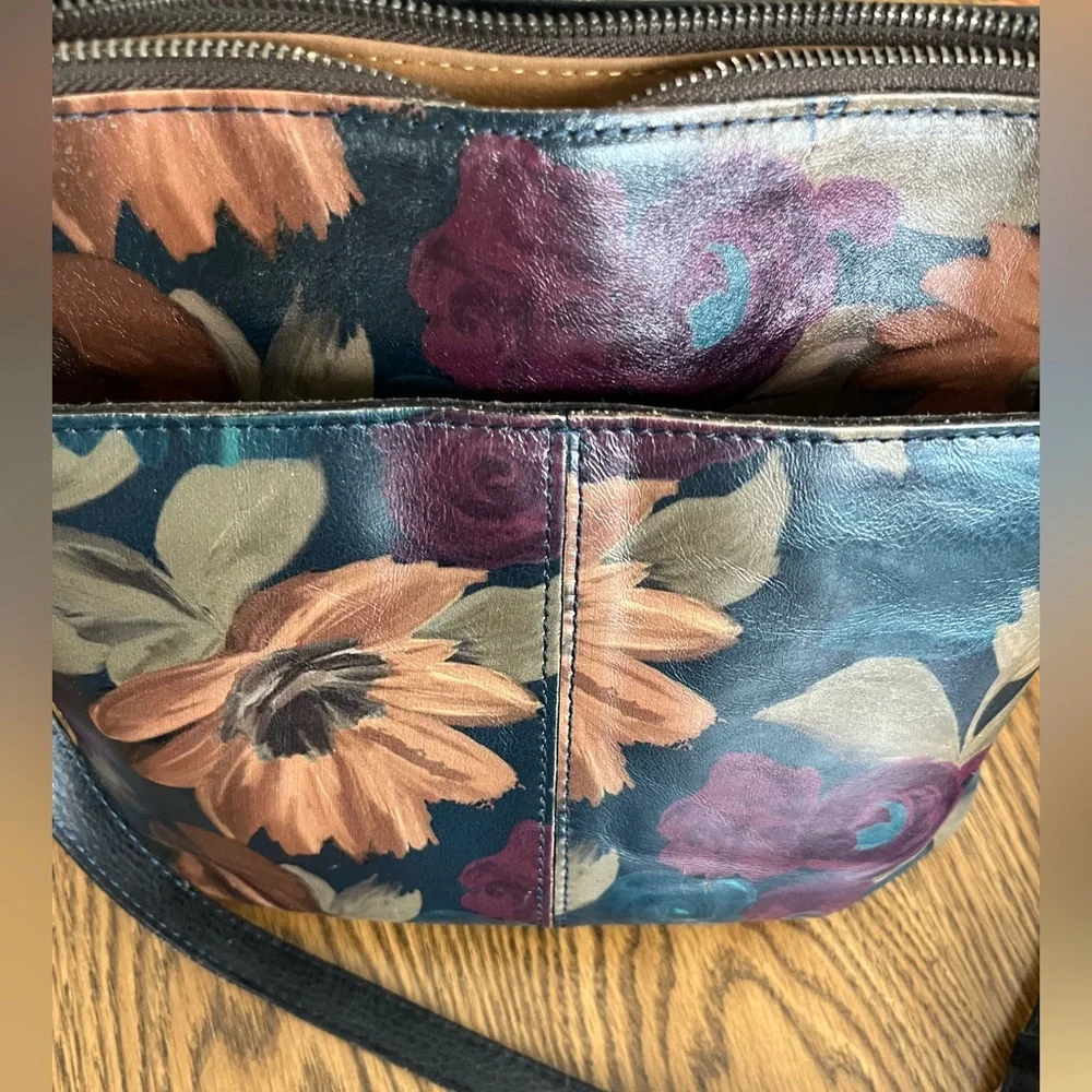 Patricia Nash Leather Bag in excellent condition - Picture 9 of 15